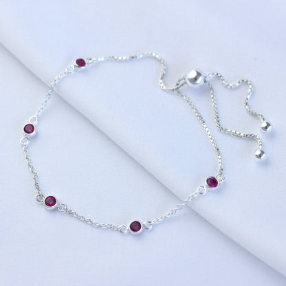 Bracelet réglable en argent sterling avec plusieurs rubis et zircones cubiques