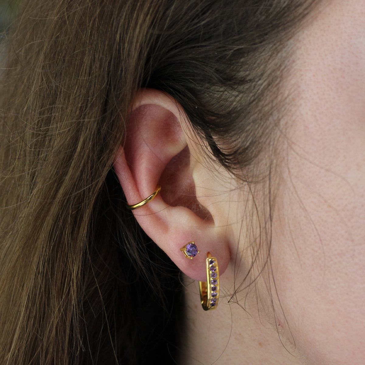 Boucles d'oreilles créoles en argent sterling plaqué or avec améthyste et zircone cubique de 15 mm