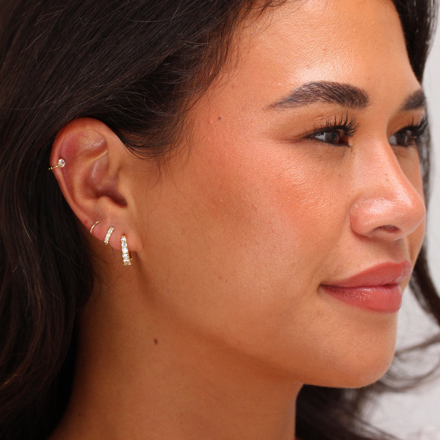 Piercing créole hélix en or 9 carats avec minuscule pavé de zircones cubiques de 8 mm, calibre 26