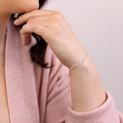 Bracelet réglable en argent sterling avec pierre de naissance d'avril et zircone cubique