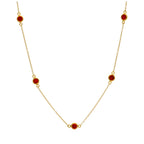 Collier en argent sterling plaqué or avec pierre de naissance en grenat et zircone cubique
