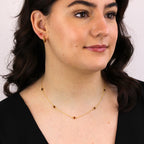 Collier en argent sterling plaqué or avec pierre de naissance en grenat et zircone cubique