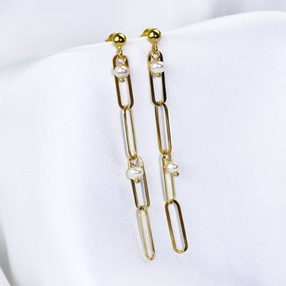 Boucles d'oreilles à tige en argent sterling plaqué or avec perles