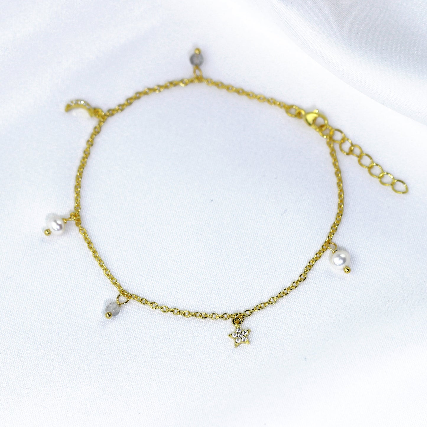 Bracelet étoile lune en argent sterling plaqué or avec perles d'eau douce et zircones cubiques