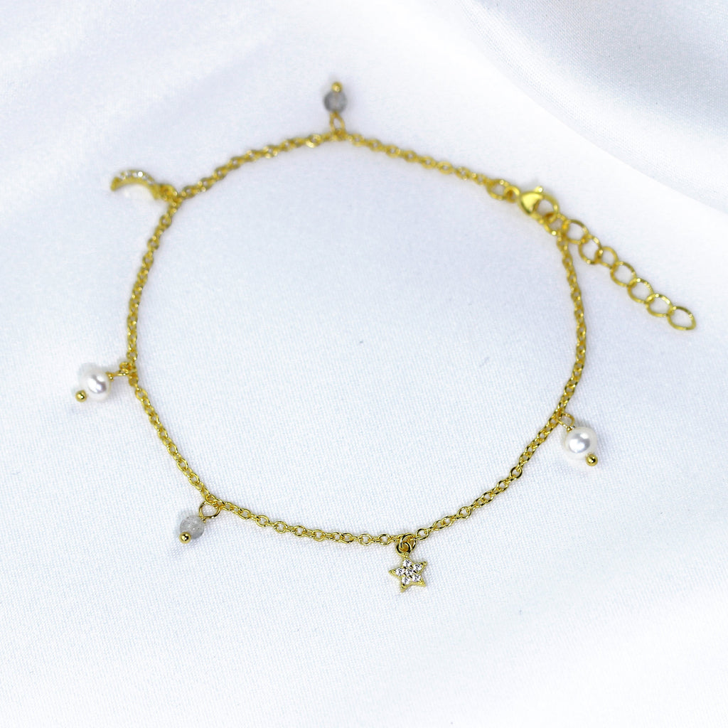 Bracelet étoile lune en argent sterling plaqué or avec perles d'eau douce et zircones cubiques