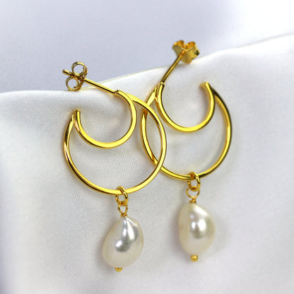 Boucles d'oreilles créoles en argent sterling plaqué or avec perles