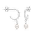 Boucles d'oreilles créoles en argent sterling avec perles d'eau douce