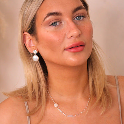 Grandes boucles d'oreilles pendantes en argent sterling avec perles d'eau douce baroques