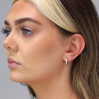 Boucles d'oreilles à pompon en argent sterling plaqué or avec perles