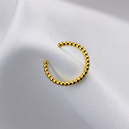 Boucles d'oreilles à pompon en argent sterling plaqué or avec perles