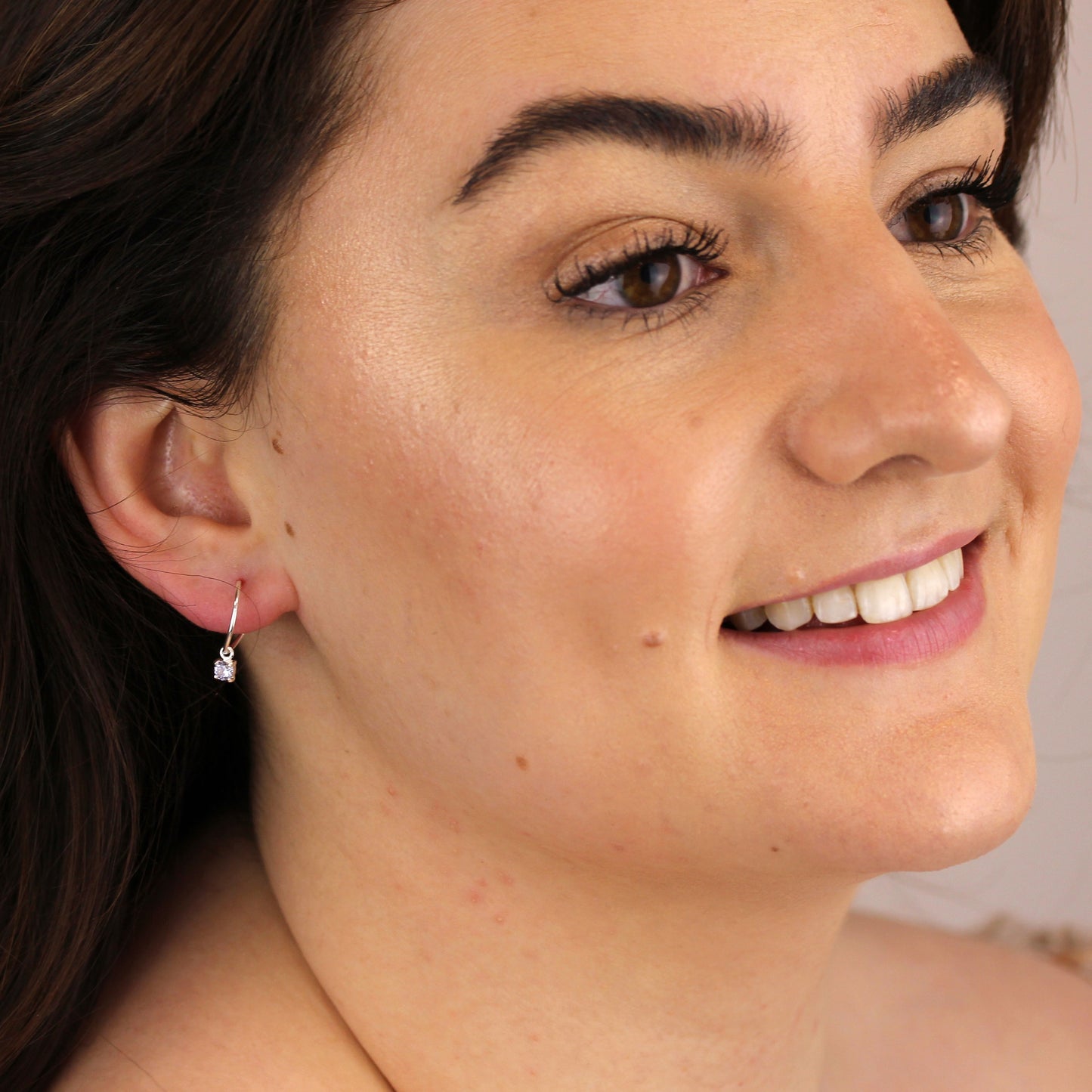 Boucles d'oreilles créoles en argent sterling avec aigue-marine et zircone cubique de 12 mm