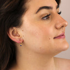 Boucles d'oreilles créoles 12 mm en argent sterling plaqué or avec saphir et zircone cubique