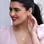 Boucles d'oreilles créoles épaisses en argent sterling avec breloque ronde en oxyde de zirconium
