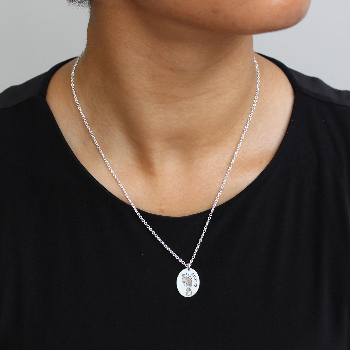 Collier ovale en argent sterling avec empreinte de pied, 40 à 61 cm