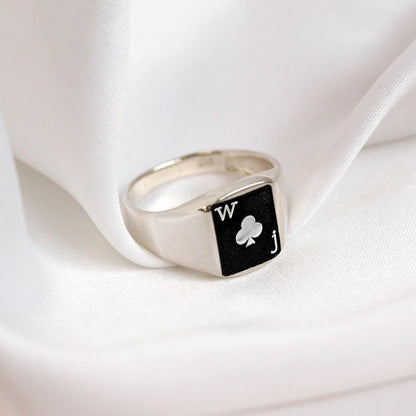 Chevalière personnalisée en argent sterling avec initiales en forme de carte à jouer