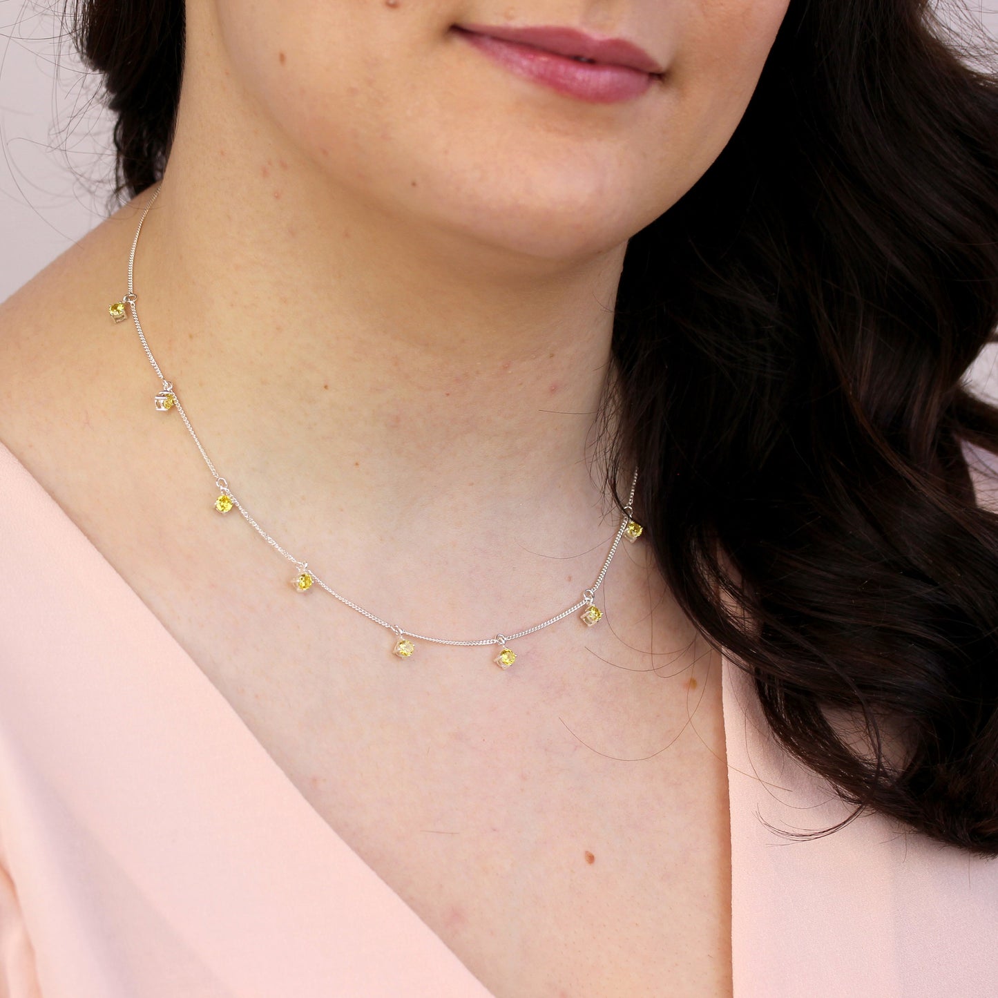 Collier en argent sterling avec plusieurs citrines et zircones cubiques, pierre de naissance de novembre