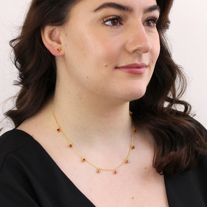 Collier Janvier en argent sterling plaqué or avec plusieurs grenats et zircones cubiques