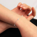 Bracelet réglable en argent sterling avec plusieurs pierres de naissance en opale et zircones cubiques