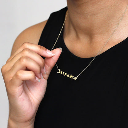 Collier personnalisé avec nom en or 9 carats