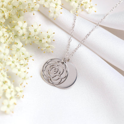 Collier en argent sterling avec fleur de naissance et plaque gravée de 13 mm, rose de juin, 35,6 à 55,9 cm