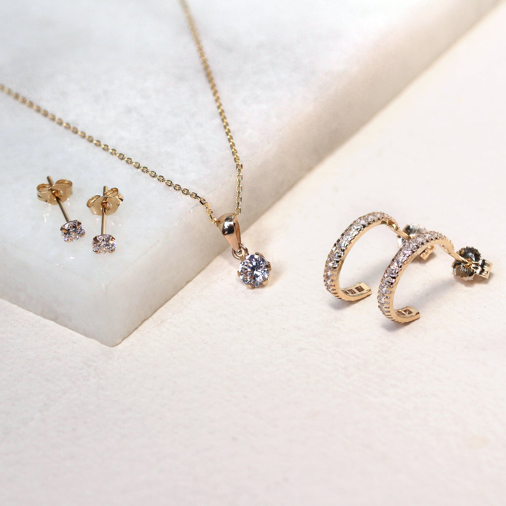 Boucles d'oreilles créoles en or 9 carats avec pierre de naissance et pavé de zircones cubiques