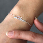 Bracelet réglable en argent sterling avec nom Balance