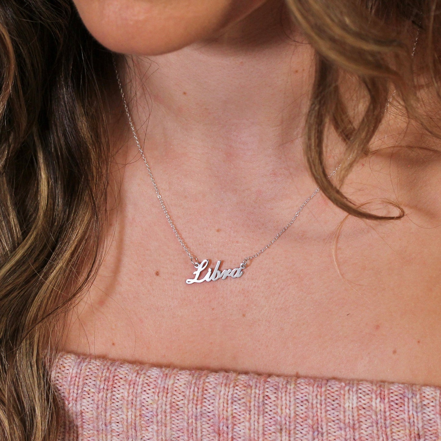 Collier en argent sterling avec signe astrologique Balance de 43 cm
