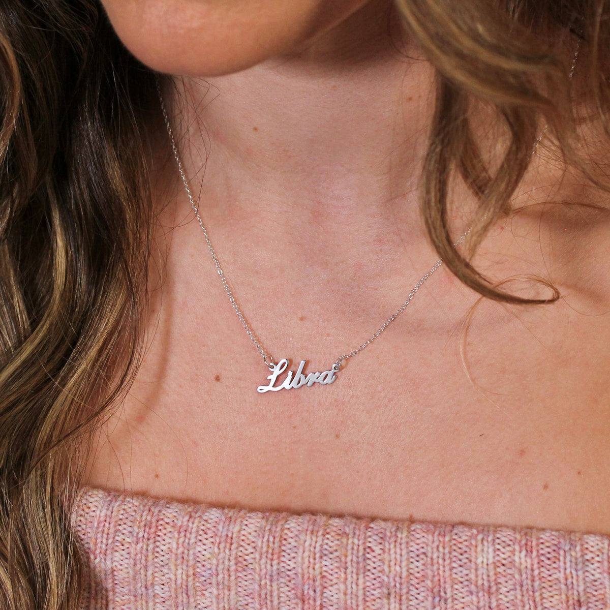 Collier en argent sterling avec signe astrologique Balance de 43 cm
