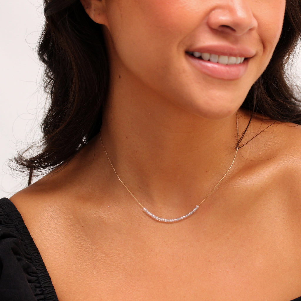 Collier en or 9 carats avec pierre de naissance d'avril et zircone cubique transparent