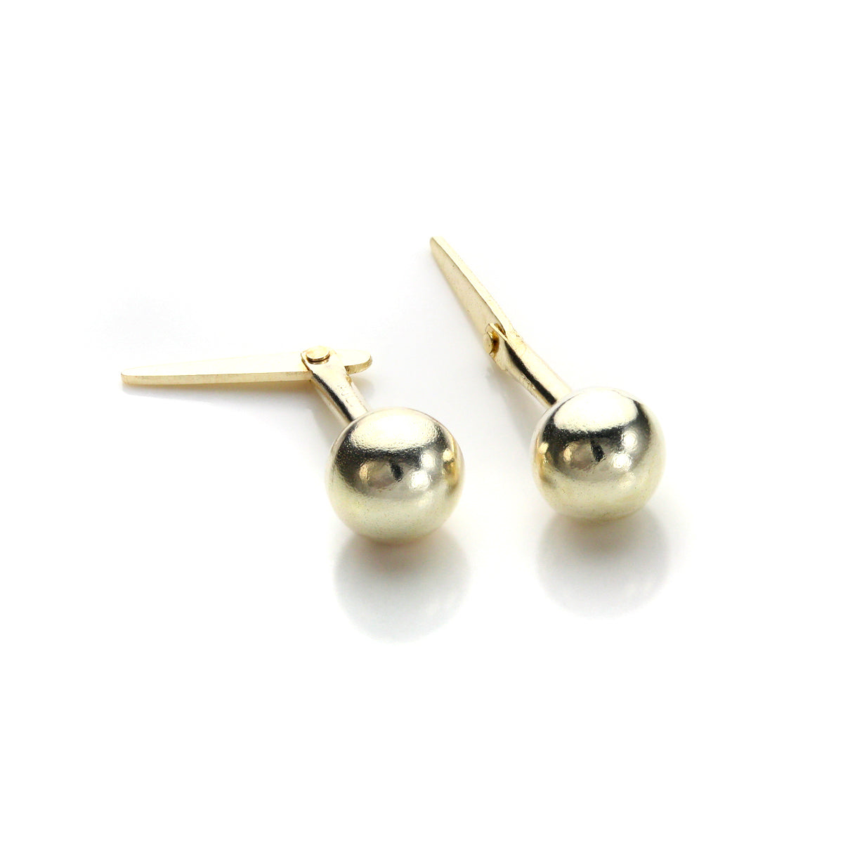 Boucles d'oreilles à tige Andralok en or jaune 9 carats