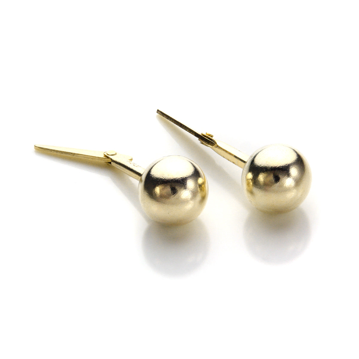 Boucles d'oreilles à tige Andralok en or jaune 9 carats