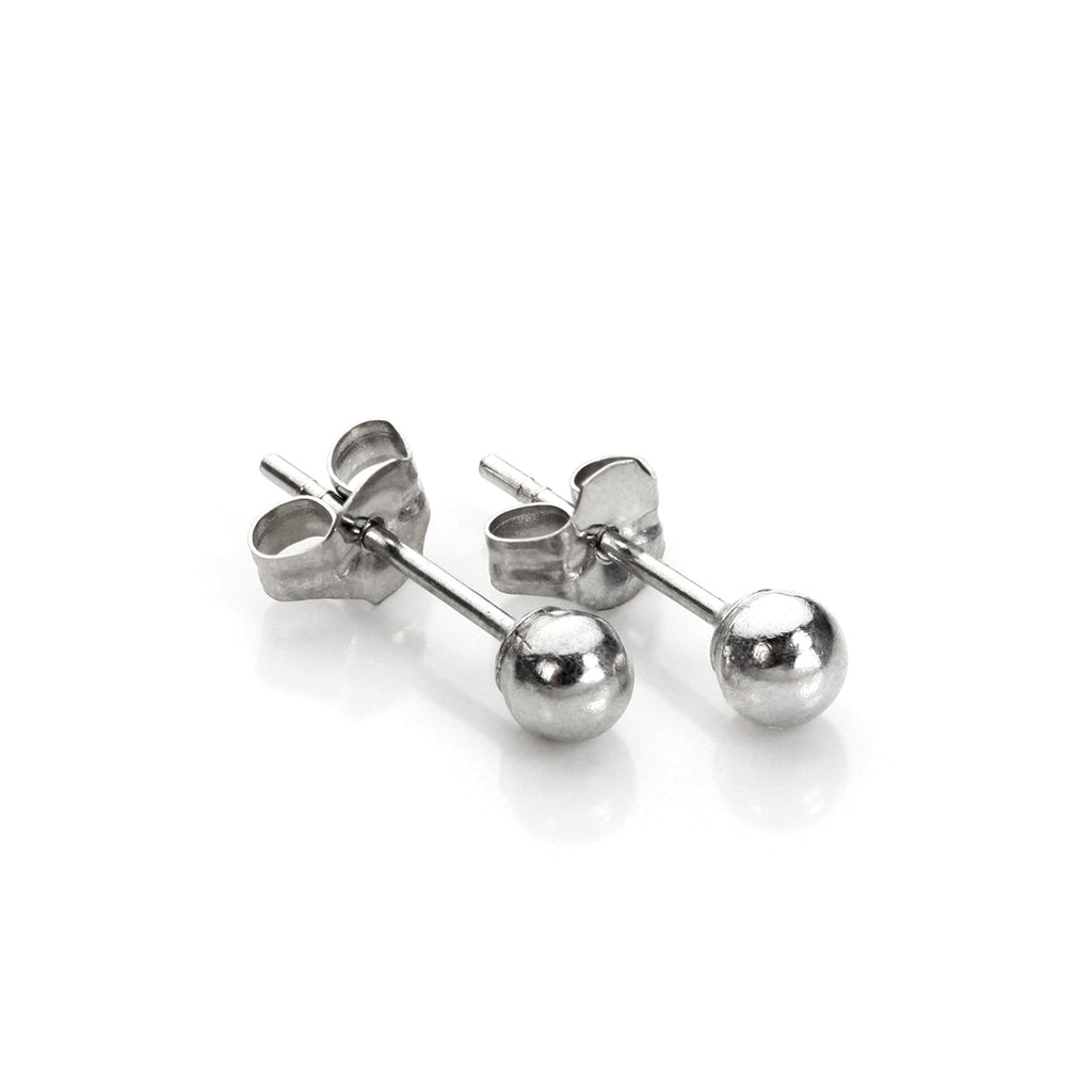 Boucles d'oreilles à tige en or blanc 9 carats de 3 mm à 7 mm