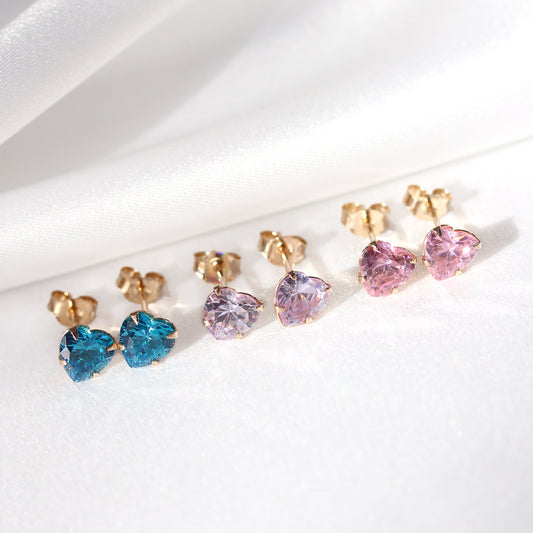 Boucles d'oreilles à tige en or jaune 9 carats avec zircones cubiques de 5 mm