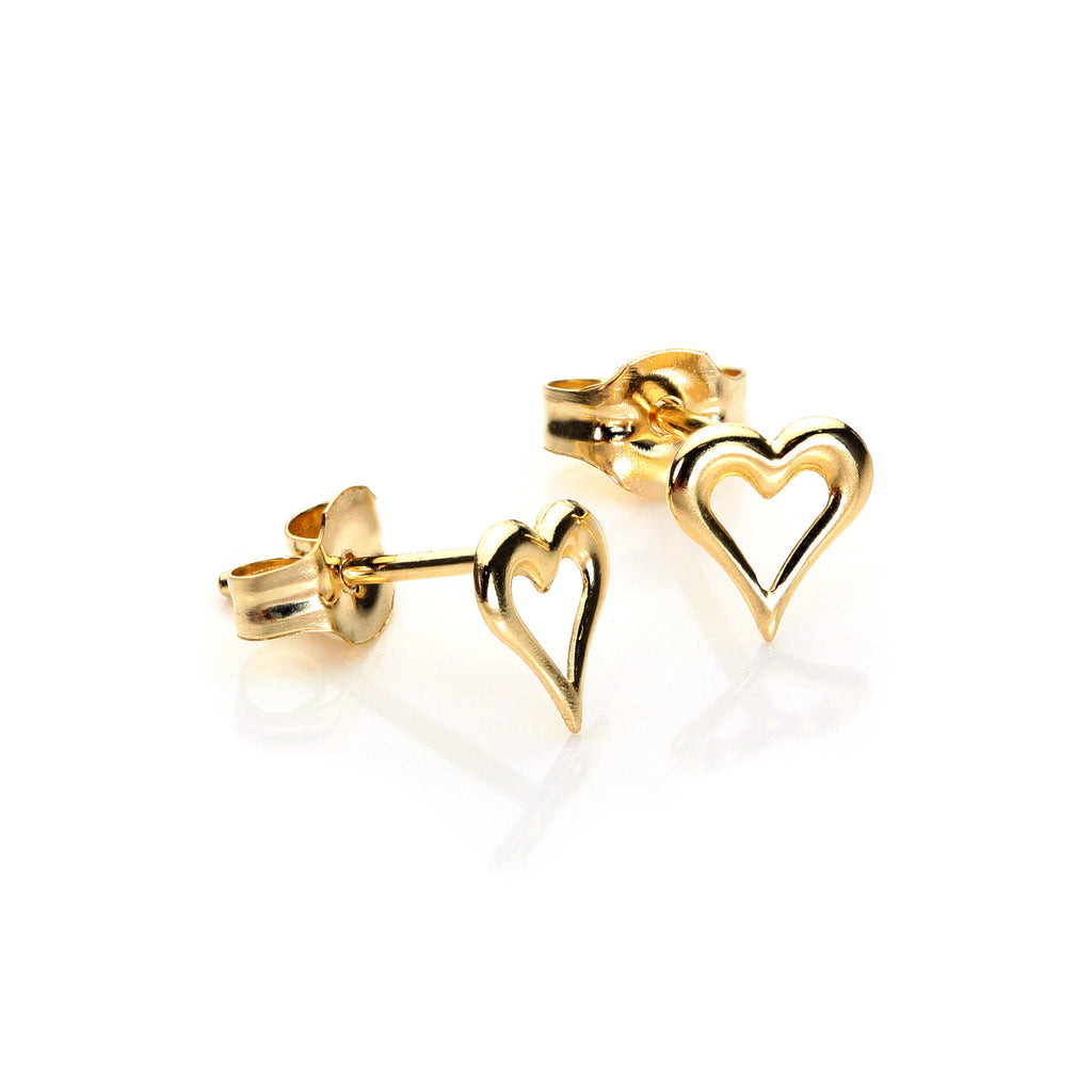 Boucles d'oreilles à tige en or jaune 9 carats avec petits cœurs percés