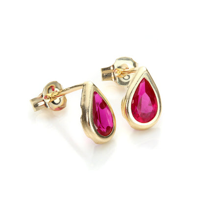 Boucles d'oreilles à tige en or jaune 9 carats avec pierre de naissance