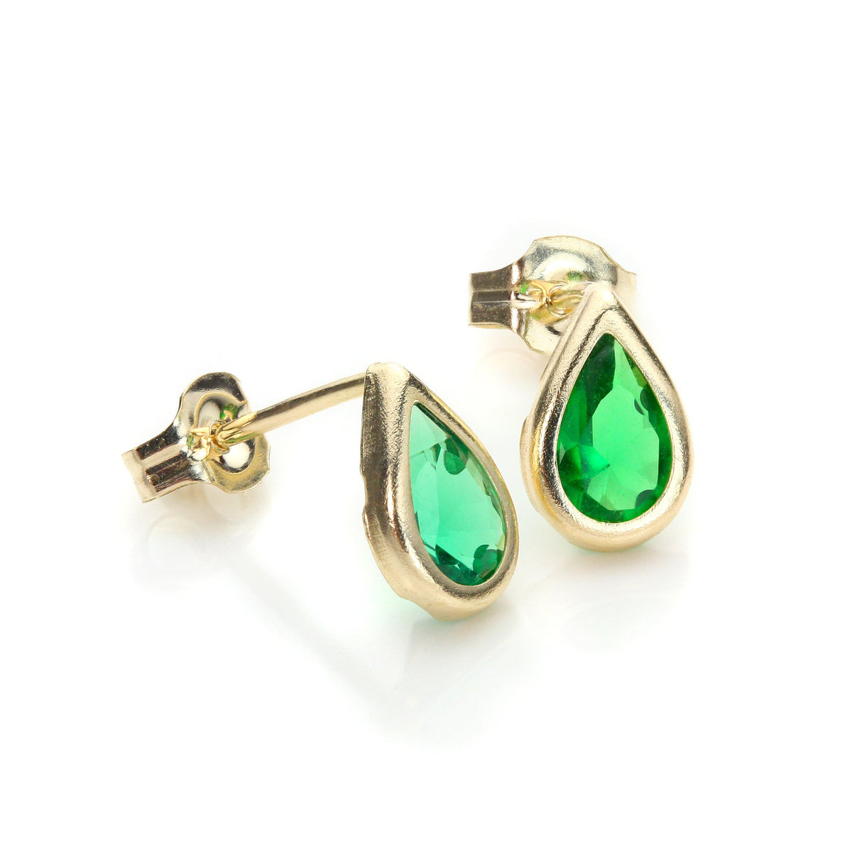 Boucles d'oreilles à tige en or jaune 9 carats avec pierre de naissance