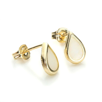 Boucles d'oreilles à tige en or jaune 9 carats avec pierre de naissance