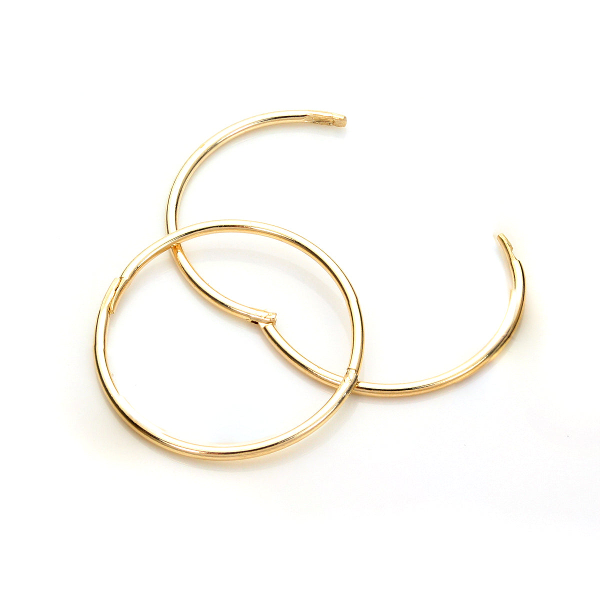 Boucles d'oreilles créoles en or jaune 9 carats