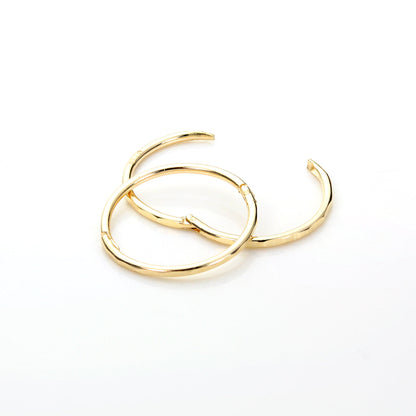 Boucles d'oreilles créoles en or jaune 9 carats