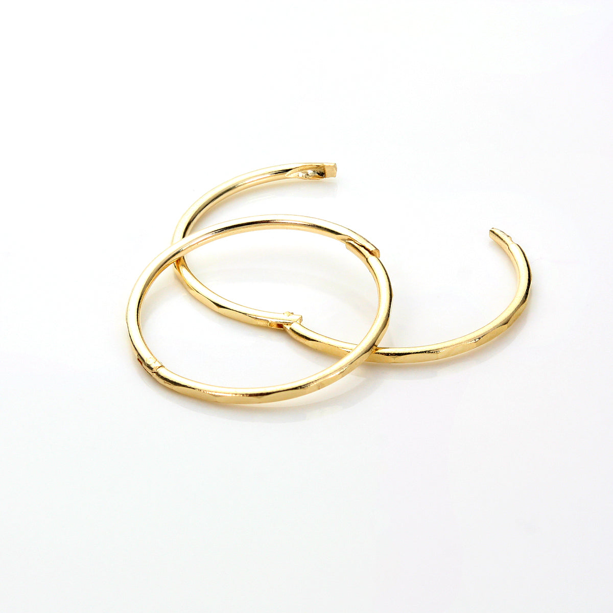 Boucles d'oreilles créoles en or jaune 9 carats