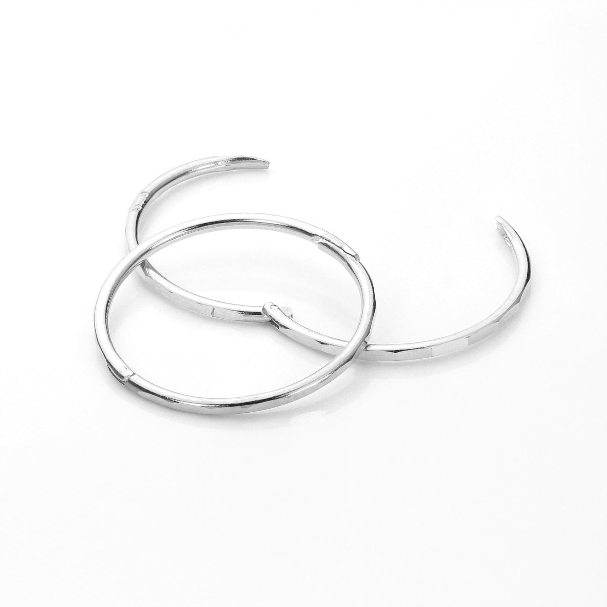 Boucles d'oreilles créoles à charnière en argent sterling
