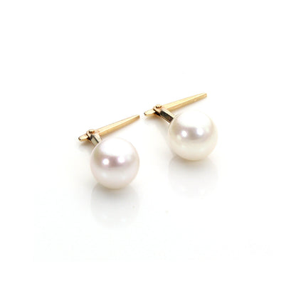 Boucles d'oreilles à tige Andralok en or jaune 9 carats avec perles de culture et pierre de naissance de juin