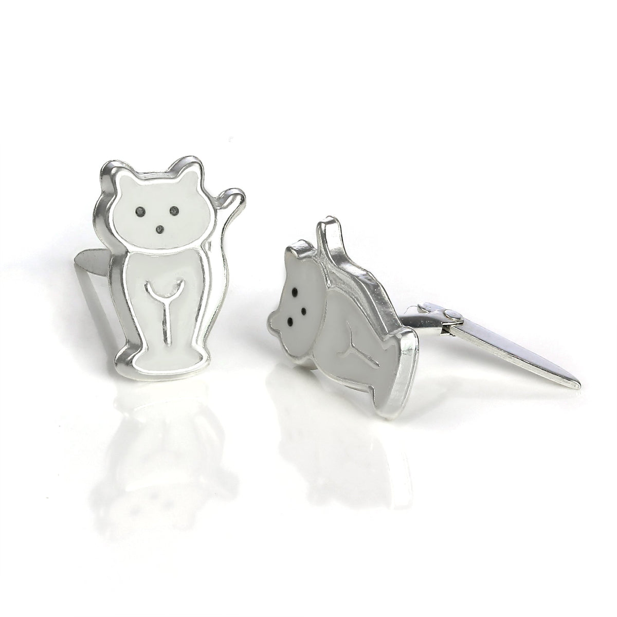 Boucles d'oreilles à tige Andralok en argent sterling et émail, motif chat assis