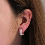 Boucles d'oreilles créoles en argent sterling à double torsion entrelacées