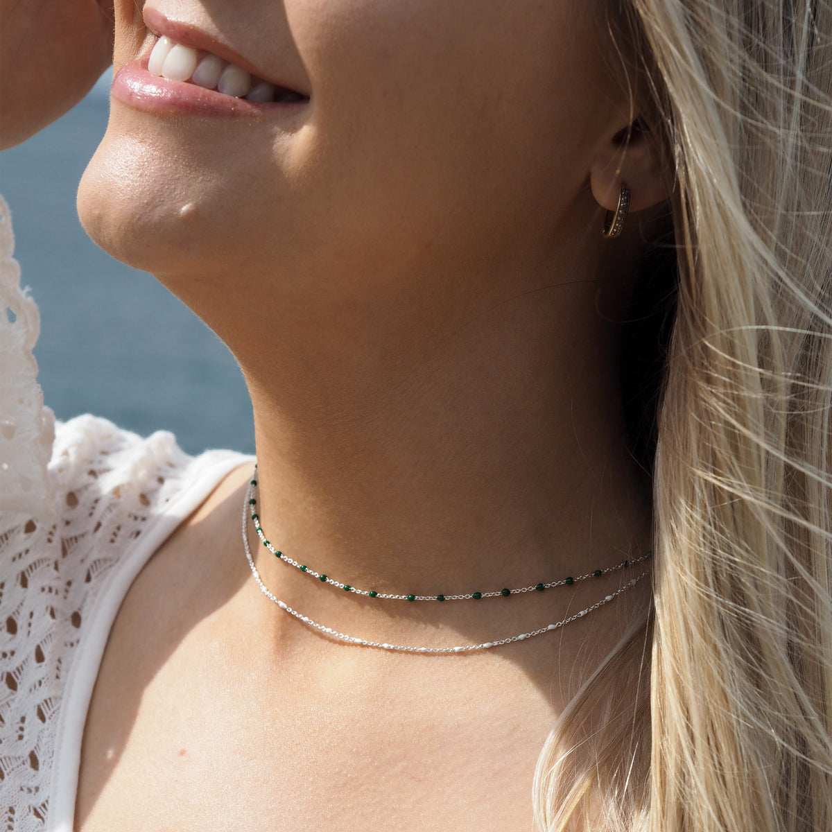 Collier fin chaîne confetti en argent sterling et émail vert 40 cm