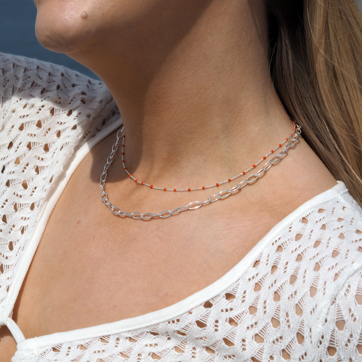 Collier fin chaîne confetti en argent sterling et émail orange 40 cm