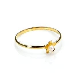 Bague empilable en or 9 carats avec fleur de perle d'eau douce