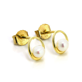 Boucles d'oreilles à tige ouvertes en or 9 carats et perles d'eau douce