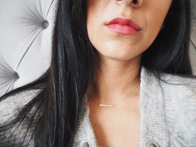 Collier avec plaque d'identification fine en or 9 carats