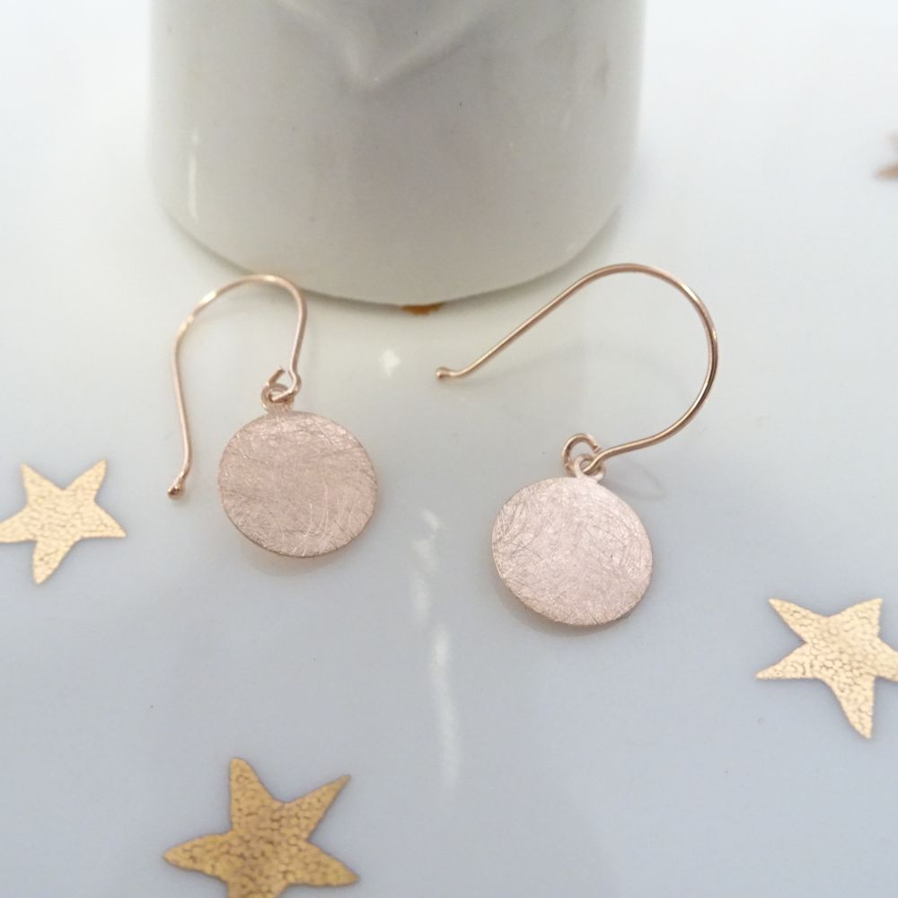 Boucles d'oreilles hameçons en or rose 9 carats brossé